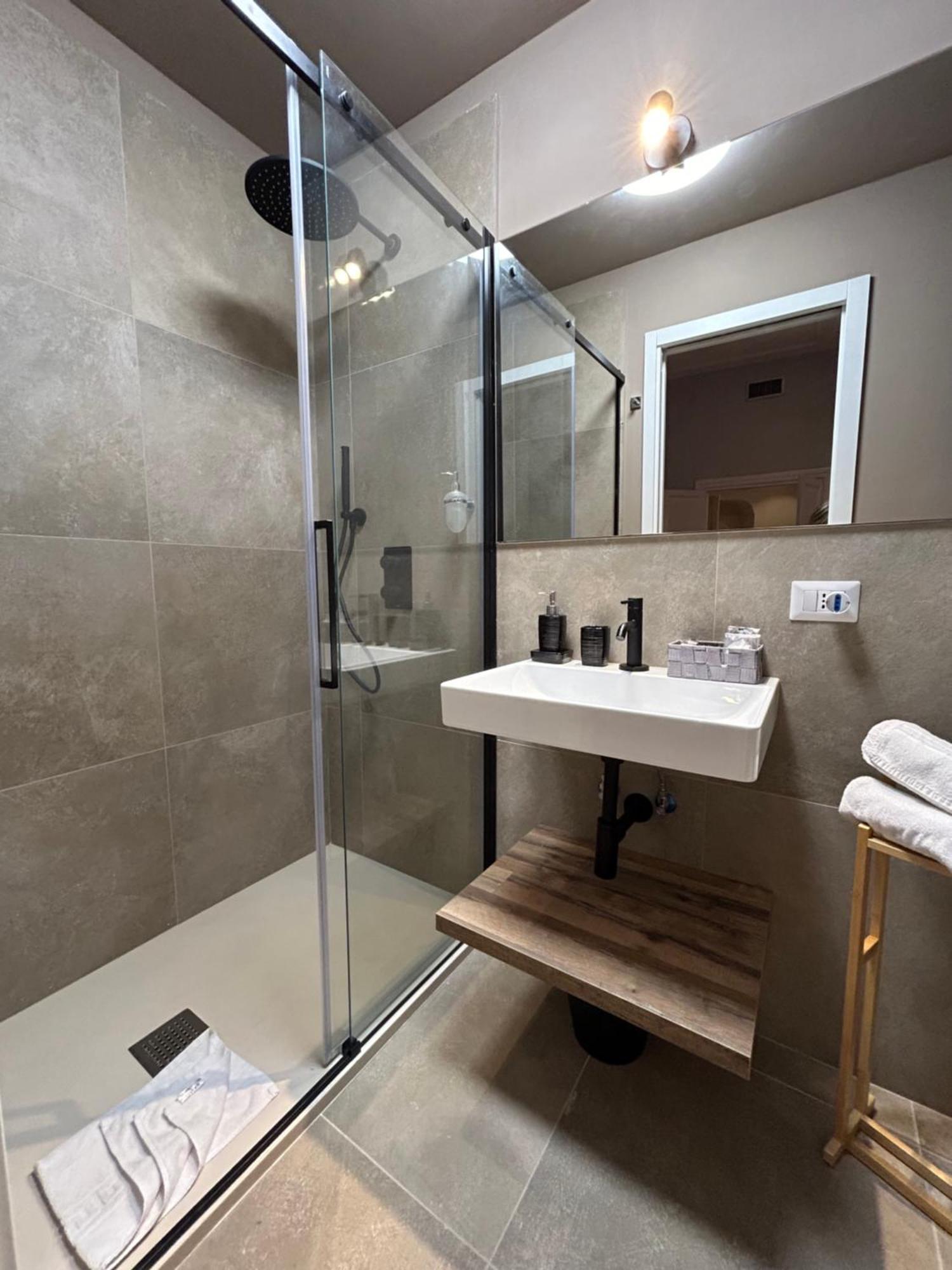 Sopi Vatican Suite Apartment Рим Екстериор снимка
